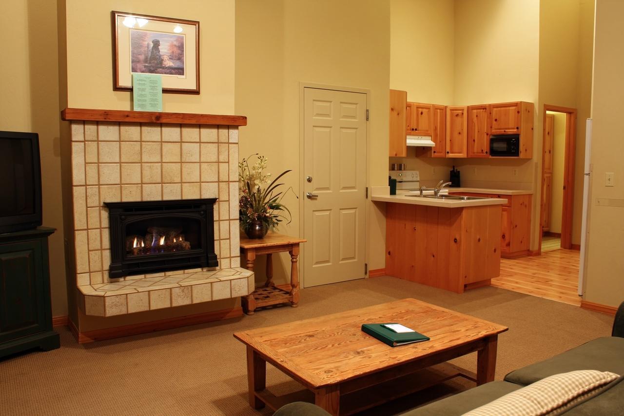 Mountain Lake Lodge Woods Bay 外观 照片