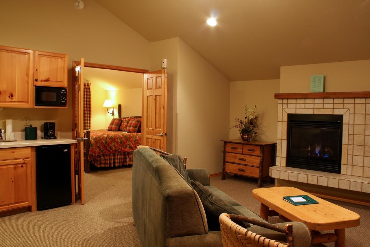 Mountain Lake Lodge Woods Bay 外观 照片